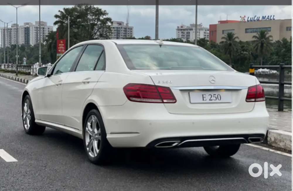 Mercedes-benz E-class 2011 Petrol 94000 Km Driven