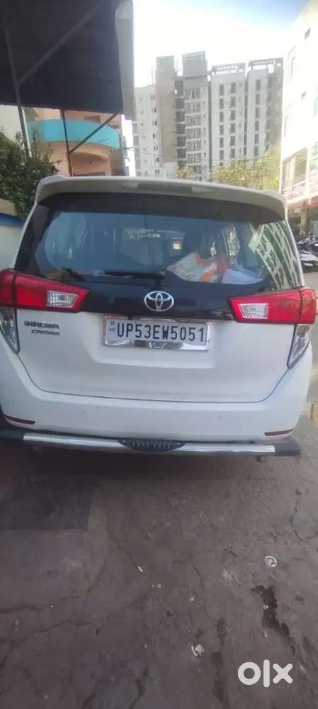 Toyota Innova Crysta 2024