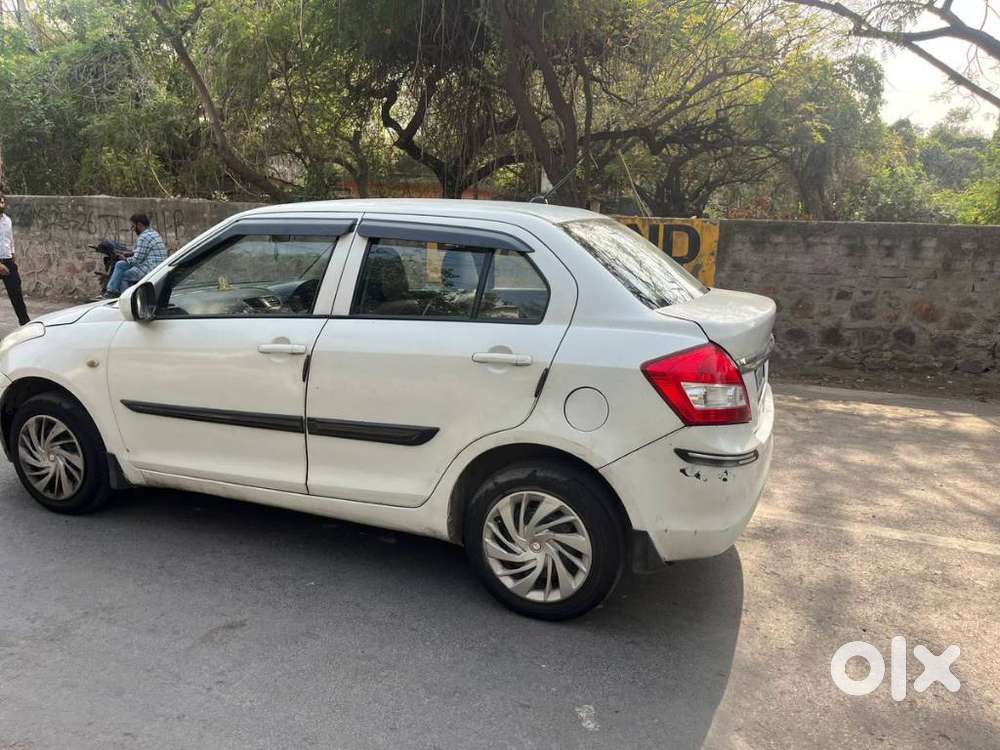 Maruti Suzuki Swift Dzire Lxi Option, 2017, Cng & Hybrids