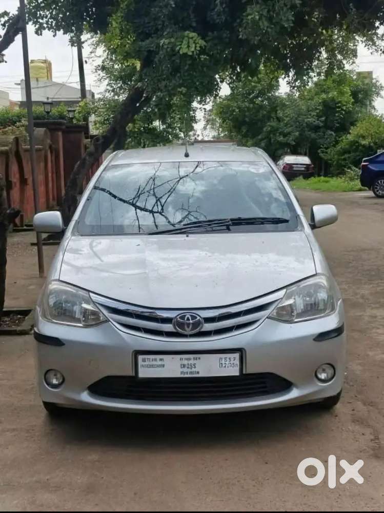 Lady Doctor Driven Toyota Etios 2013 Diesel Manual With Showroom Recor