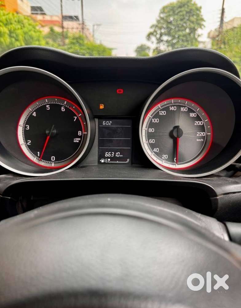 Maruti Suzuki Swift Vxi, 2021, Petrol