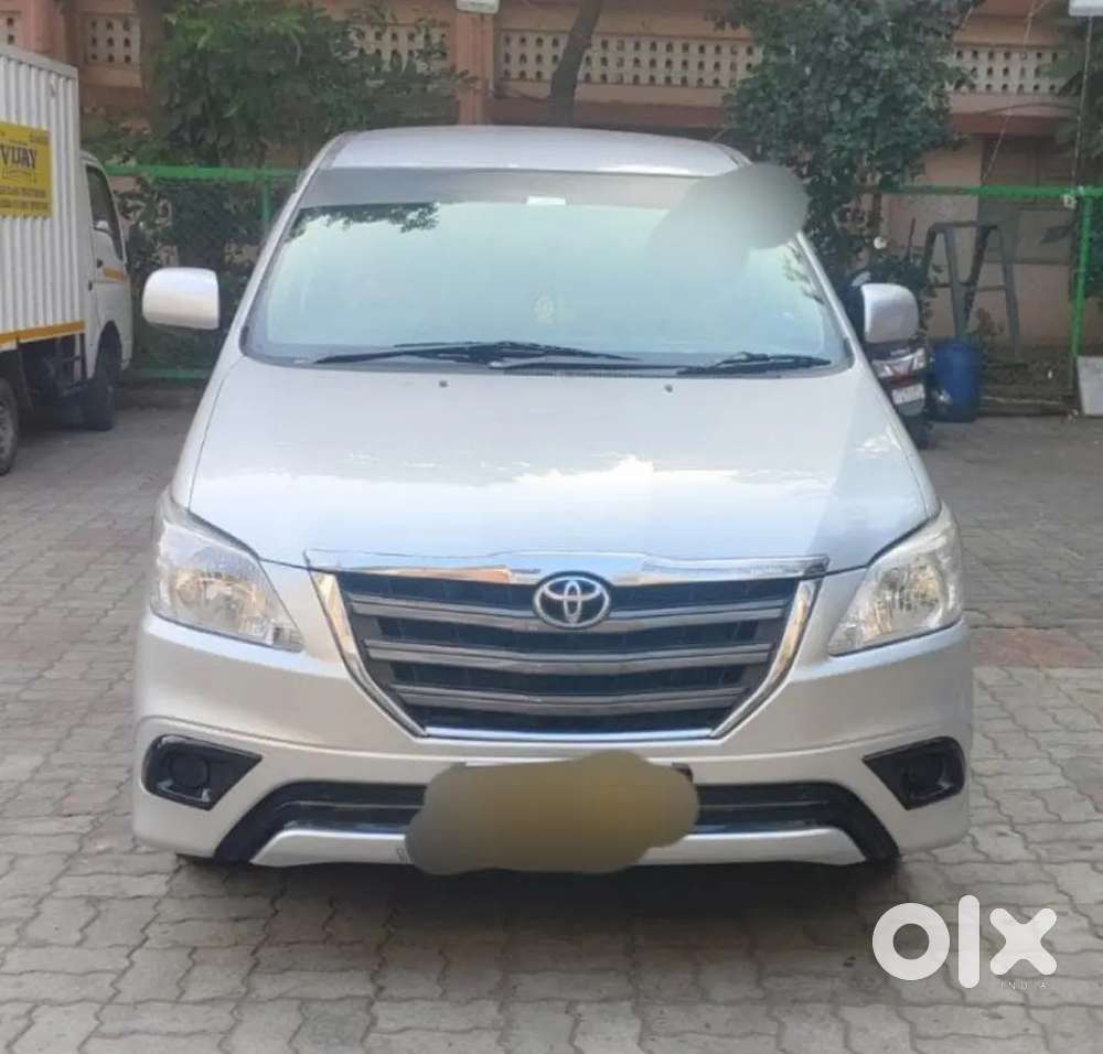 Toyota Innova G4 2015