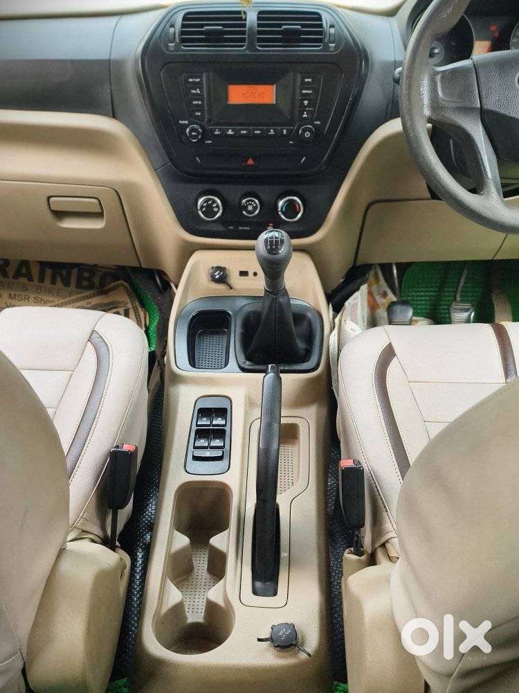 Mahindra Tuv 300 T6 Plus, 2017, Diesel