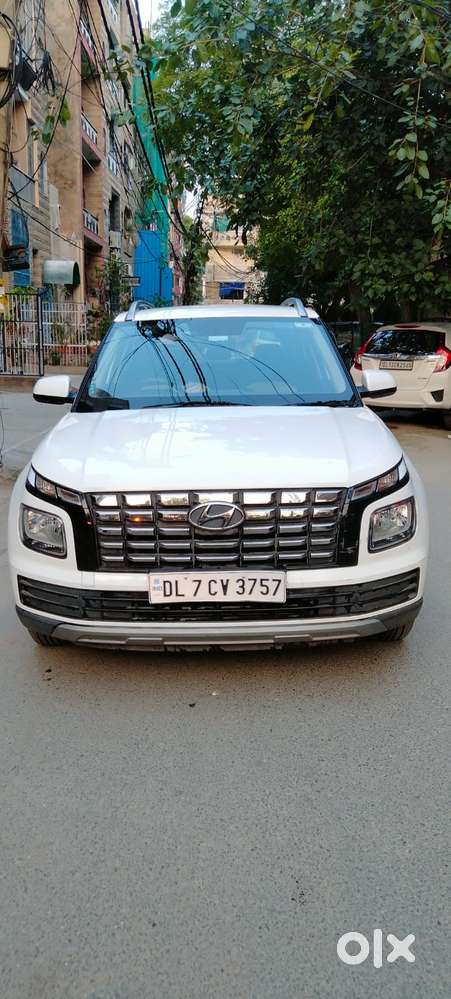 Hyundai Venue 1.2 S Plus, 2023, Petrol