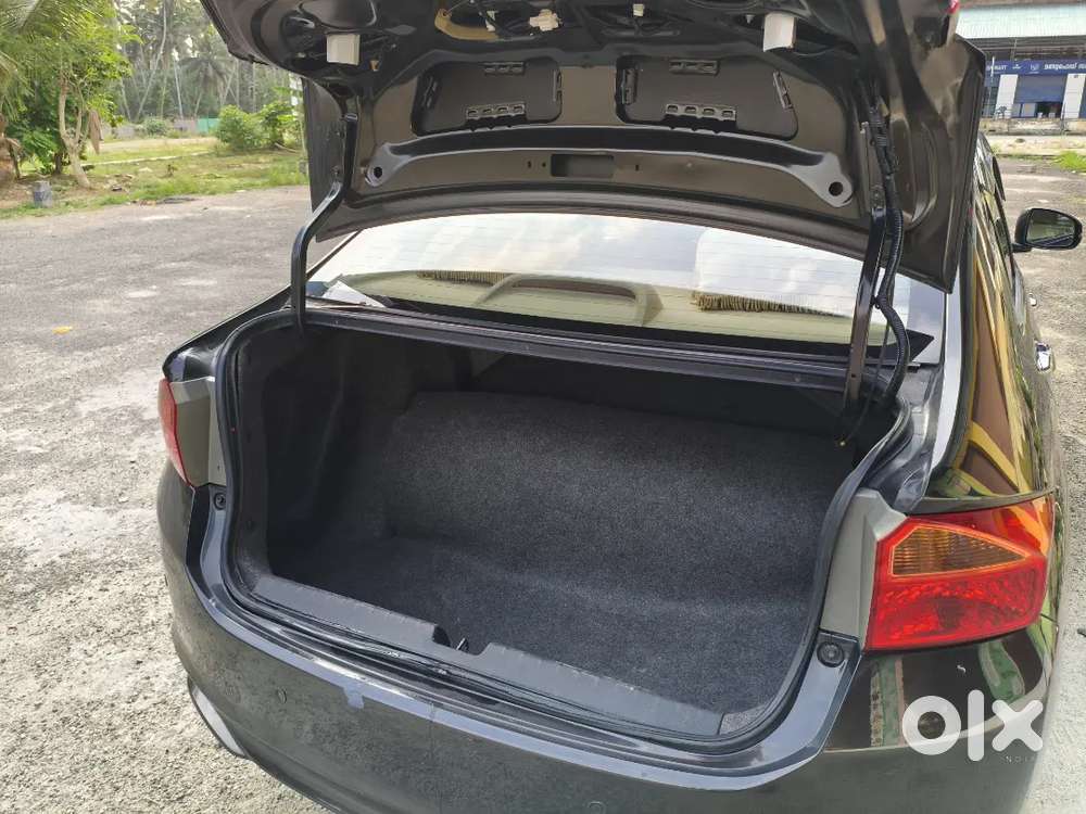 2015 Honda City Vx I-vtec  Top Model Automatic  48k Km  Petrol/cng