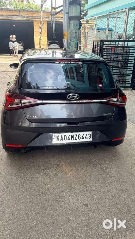 2021 Hyundai I20 Sportz Petrol Ivt Automatic  25757 Km Driven