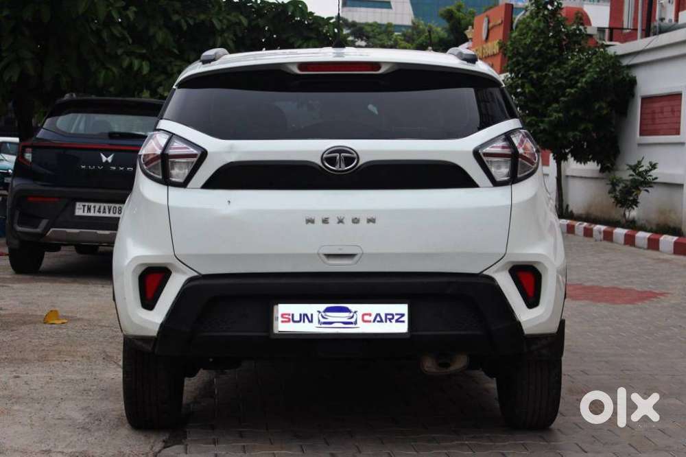 Tata Nexon 1.2 Revotron Xm (s), 2023, Petrol