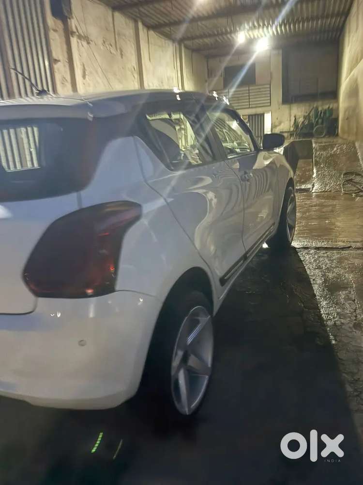Maruti Suzuki Swift 2022 Petrol 23000 Km Driven