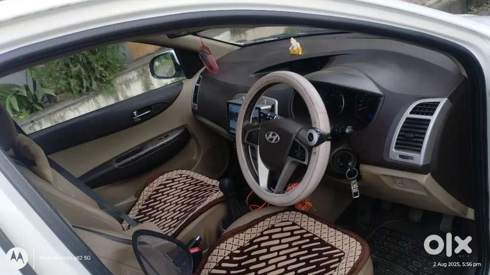 Hyundai I20 1.2 Asta 2011 ધર-ધરાવ ગાડી છે