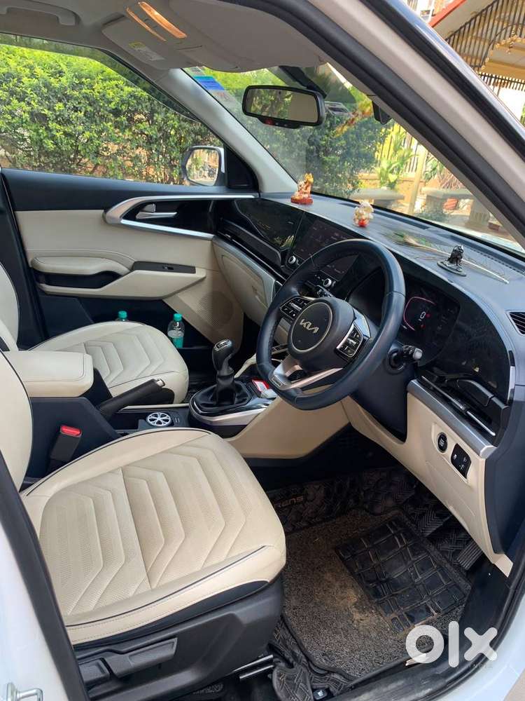 Kia Carens Luxury 2022