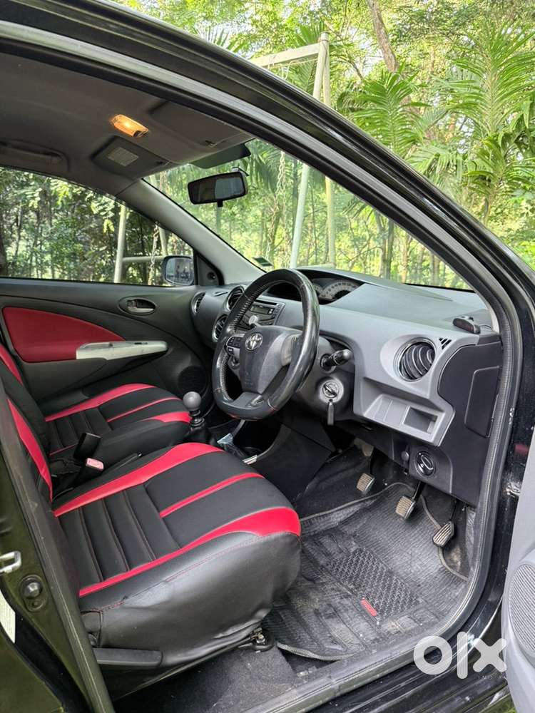 Toyota Etios Vx D 2012