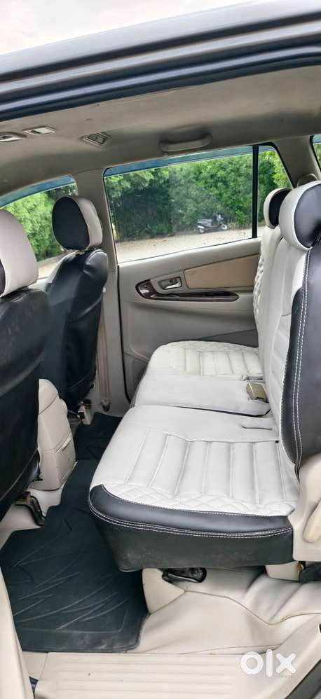 Toyota Innova 2.5 V 7 Str, 2014, Diesel