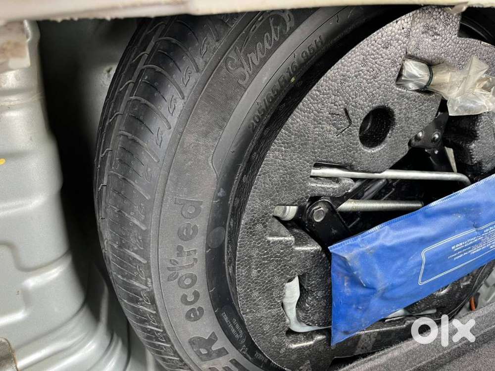 Mahindra Xuv300 W8 Diesel, 2021, Diesel