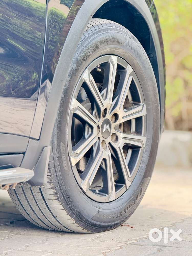 Mahindra Xuv700 Ax7 Luxury Pack Awd, 2023, Diesel