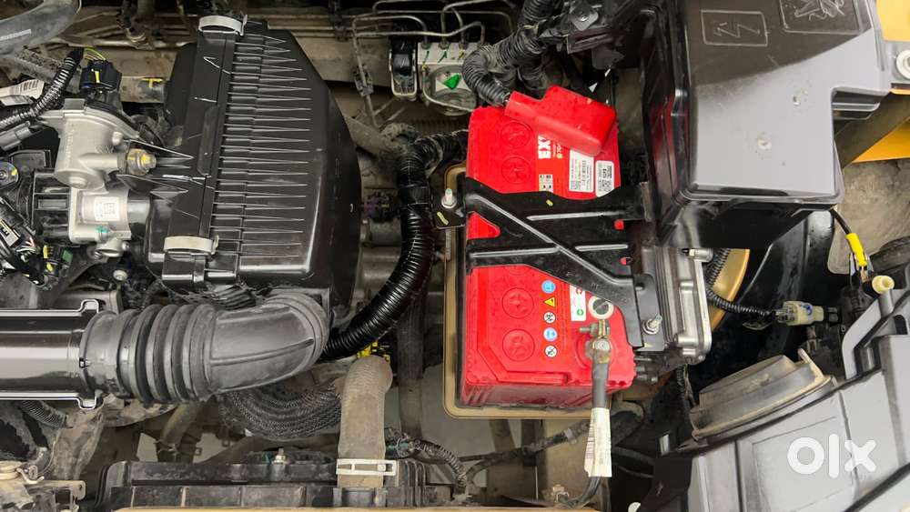 Renault Triber Rxz Easy-r Amt Dual Tone, 2022, Petrol