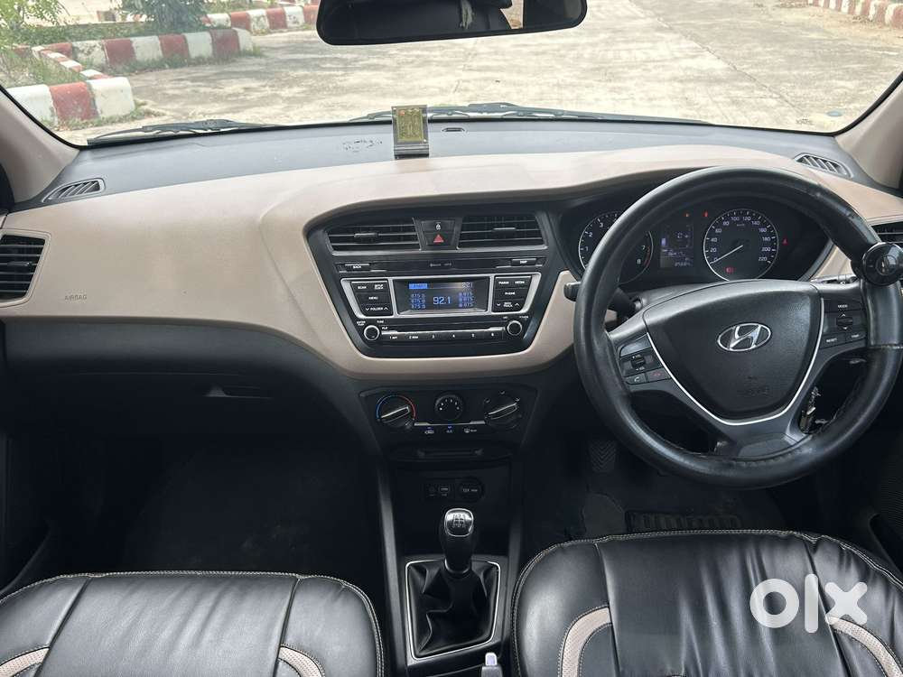 Hyundai I20 Sportz 1.2 Vtvt, 2017, Petrol