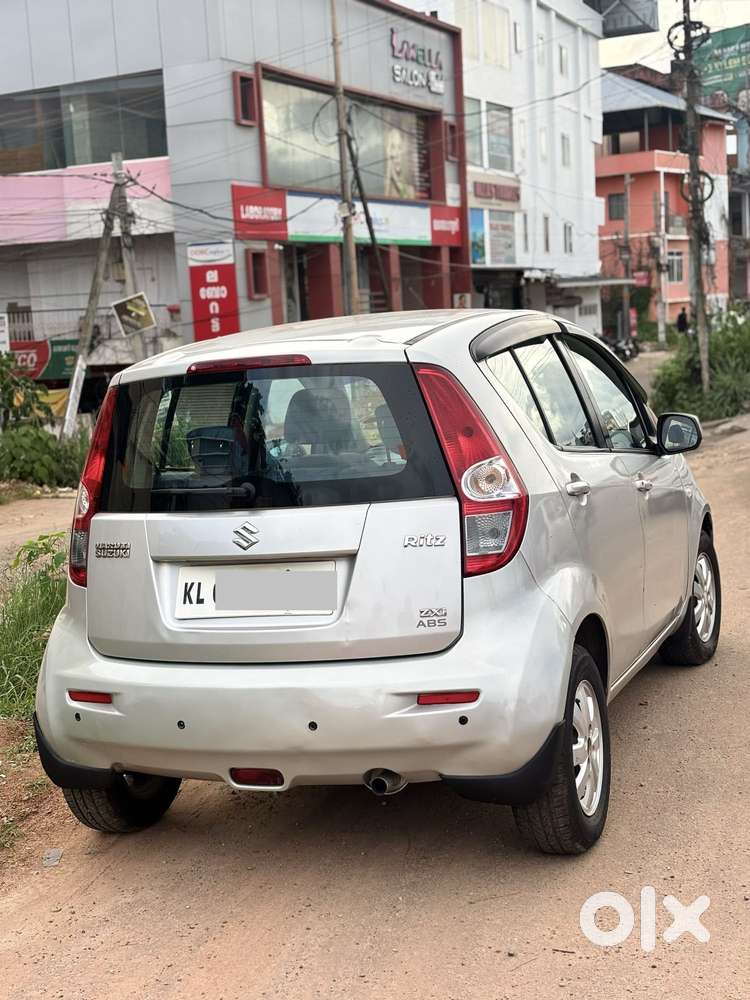 Maruti Suzuki Ritz Zxi Abs, 2011, Petrol
