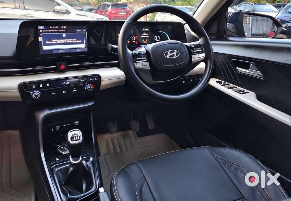 Hyundai Verna, 2023, Petrol