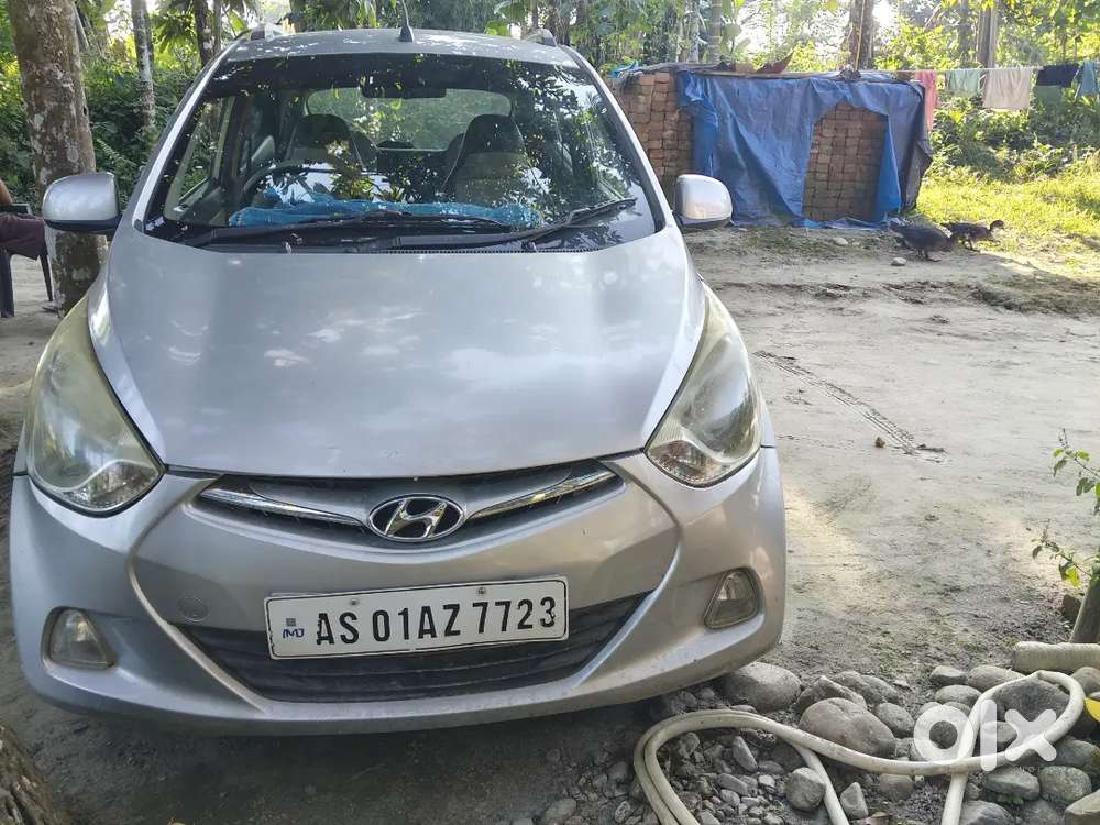 Hyundai Eon Sportz 2012 Model Price Of