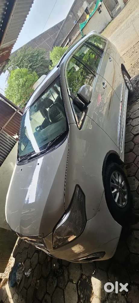Fast Dealolx Ki Sabse Sasti Toyota Innova 2014 Diesel 158046 Km Driven