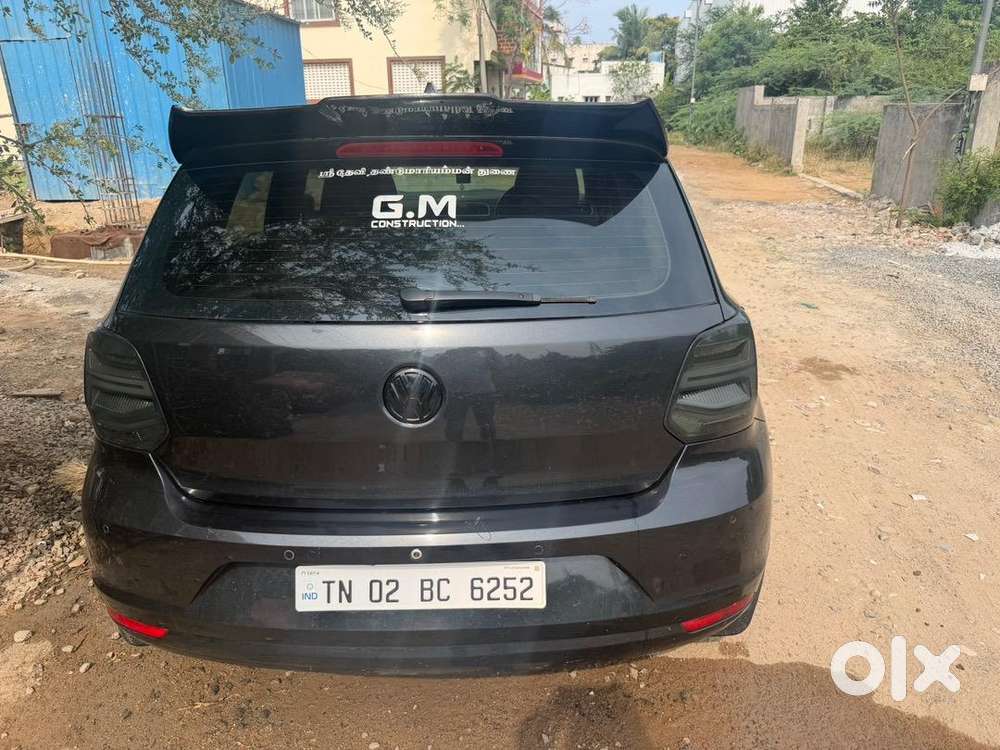 Volkswagen Polo 2015 Petrol 77000 Km Driven