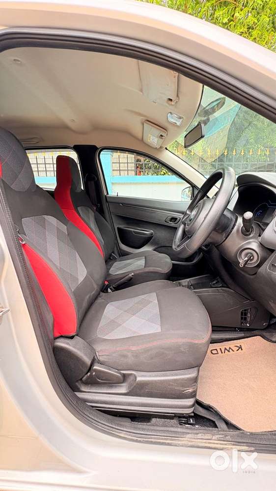 Renault Kwid 1.0 Rxt (o) Easy-r, 2021, Petrol