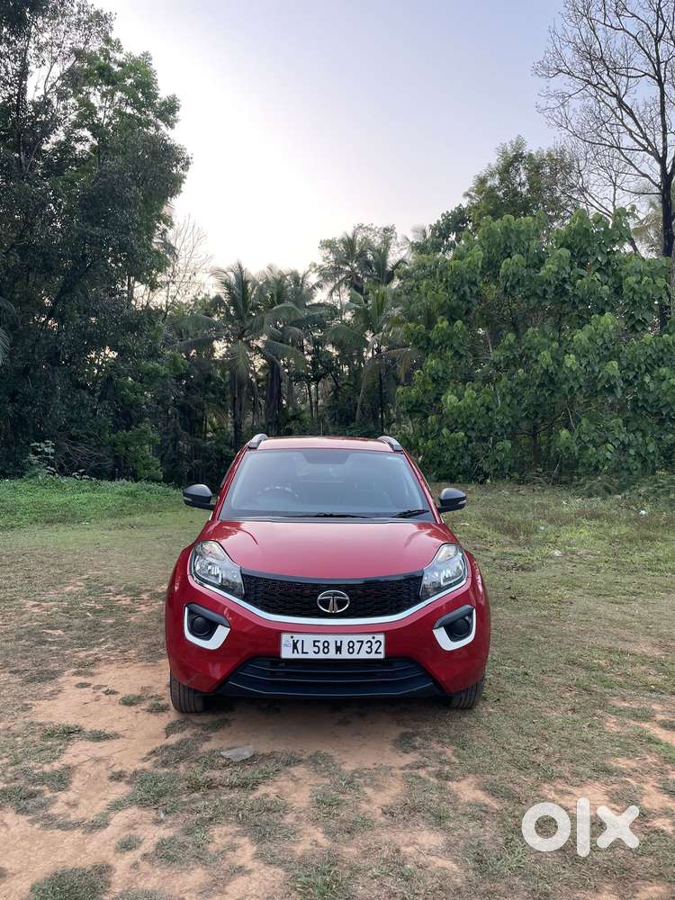 Tata Nexon 1.2 Revotron Xm (s), 2017, Petrol