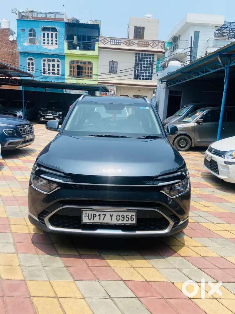 Kia Carens 2023 Petrol 51000 Km Driven And Cng Fitted Approved By Rto