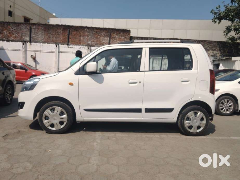 Maruti Suzuki Wagon R Vxi 1.2, 2016, Petrol
