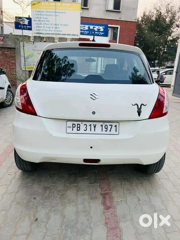 Maruti Suzuki Swift 2013 Diesel 110800 Km Driven