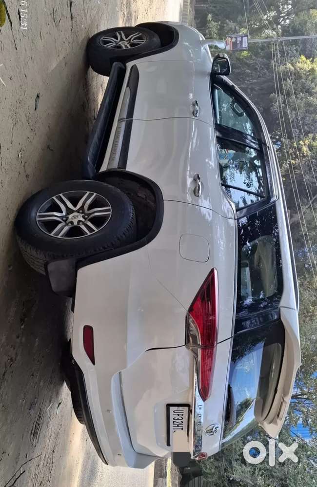 Toyota Fortuner 4x2 At 2.8 Diesel, 2017, Diesel