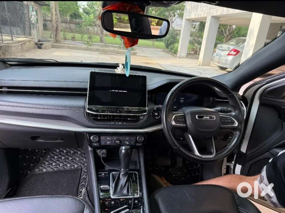 Under Warranty Jeep Compass Top Variant 4x4 S