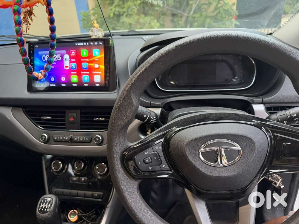 Tata Nexon Petrol 2023, Sunroof, Alloy Wheels, 215&rdquo; Tyres