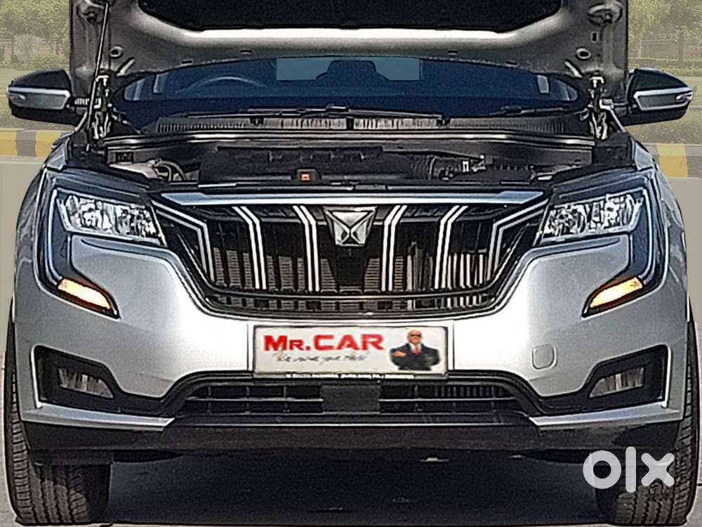 Mahindra Xuv700 2.0 Mx Petrol Mt 5 Str, 2024, Petrol