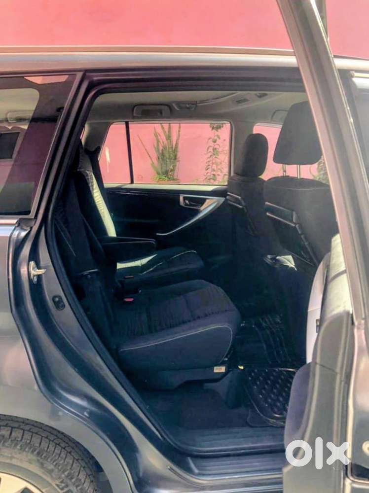 Toyota Innova Crysta 2019 Petrol Well Maintained