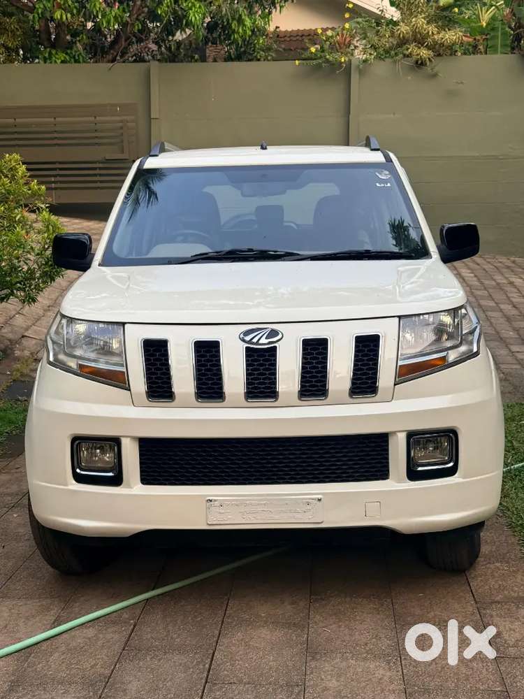 Mahindra Tuv 300 2016 Diesel 140000 Km Driven