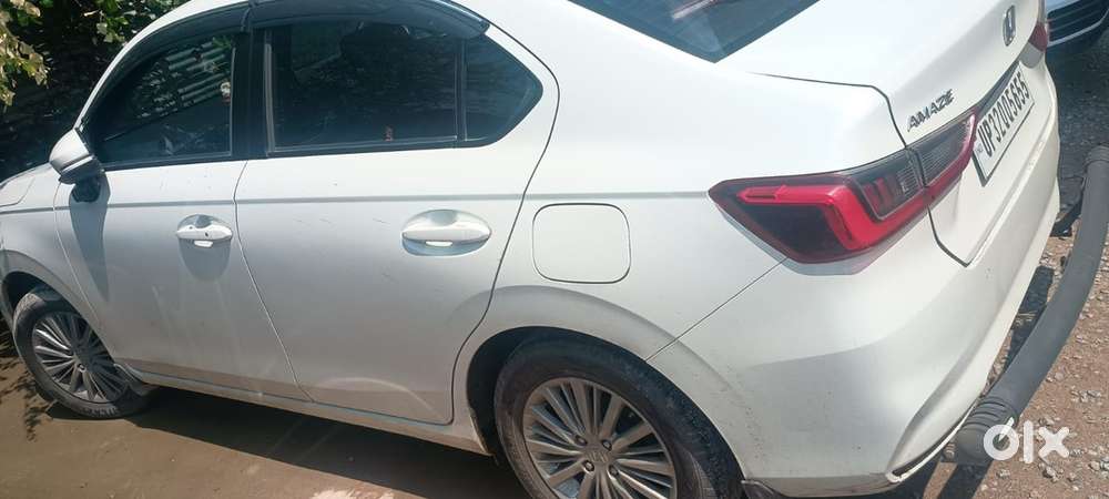 Honda Amaze 2025 Petrol Plus Cng Maitain Car Scracthlesh.