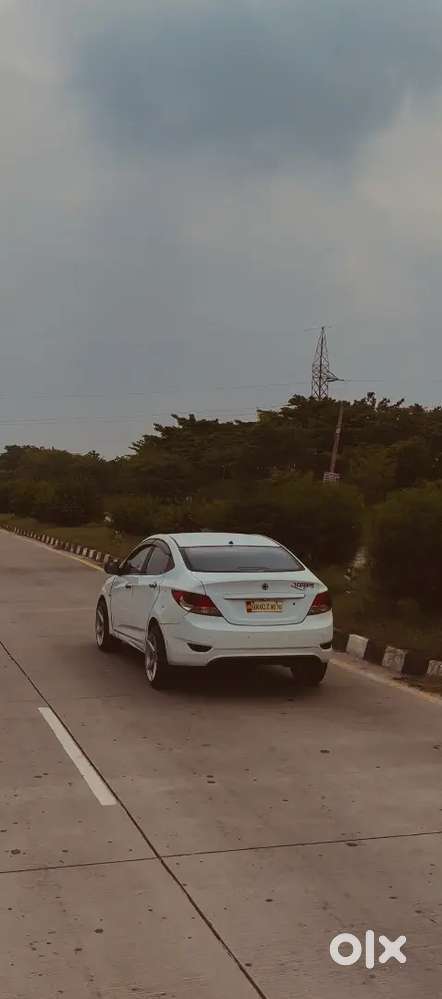 Hyundai Verna 1.6 Sx Crdi 2012 Diesel Manual