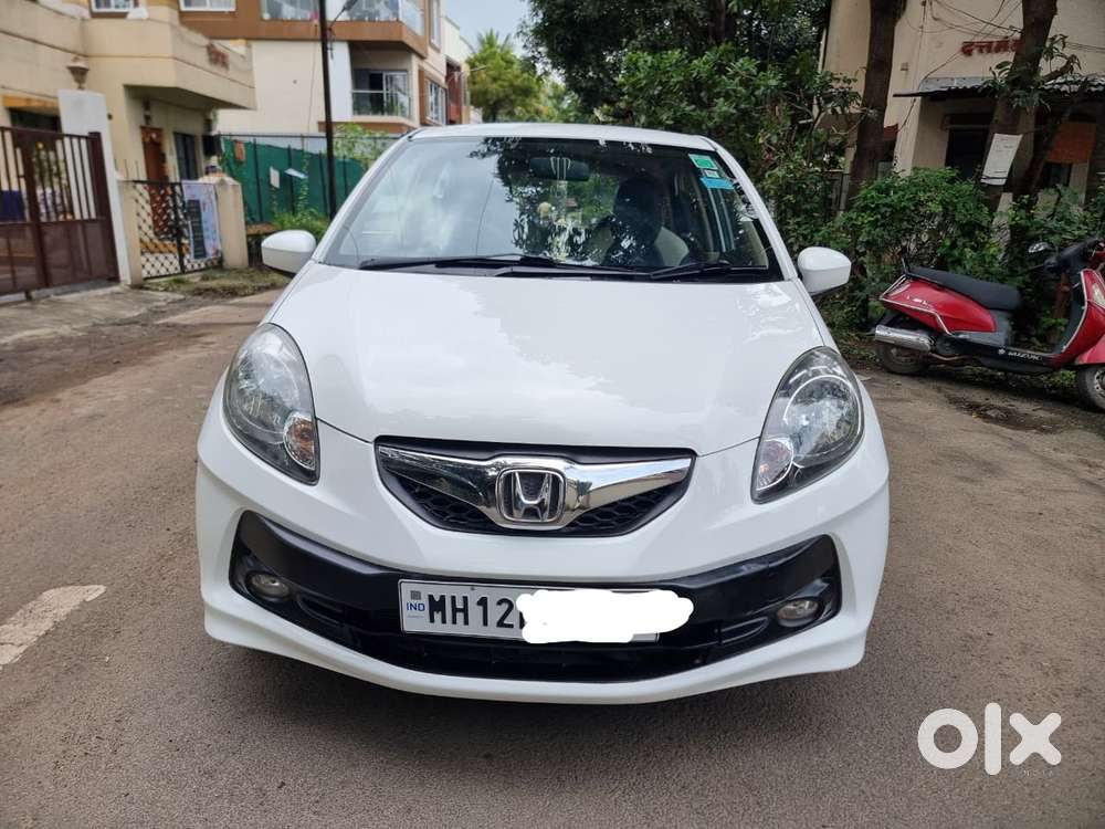 Honda Brio V Automatic, 2014, Petrol