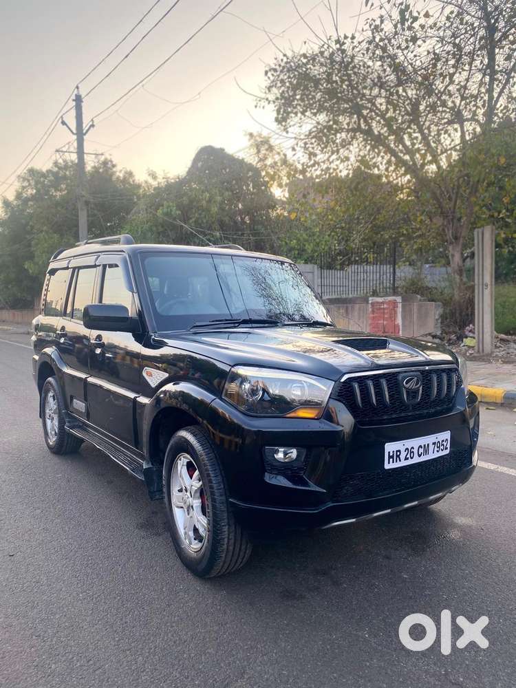 Mahindra Scorpio S10, 2015, Diesel