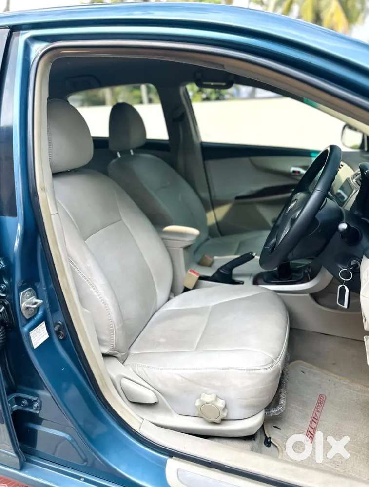 Toyota Corolla Altis 2011 Diesel Well Maintained