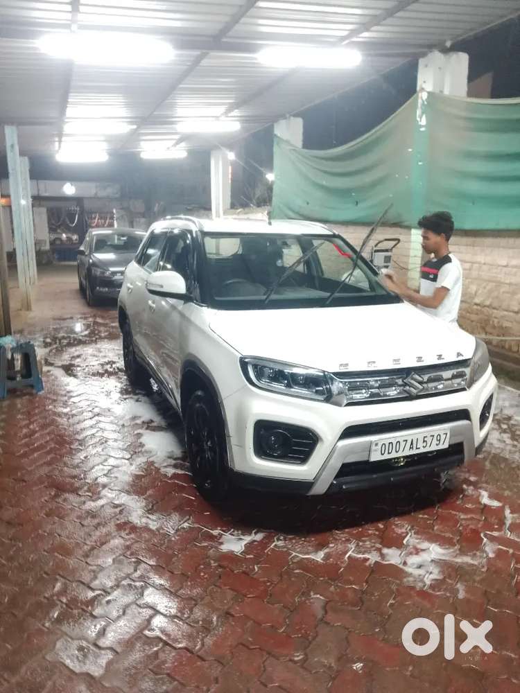 Maruti Suzuki Brezza Zxi 2022 Petrol 18156 Km Driven