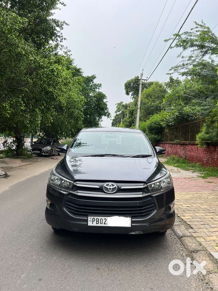 Toyota Innova Crysta 2017