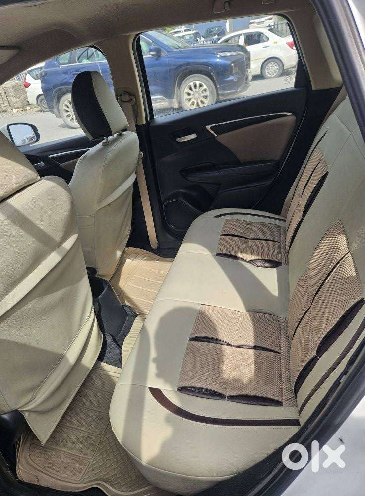 Honda Jazz V Mt Privilege, 2017, Petrol