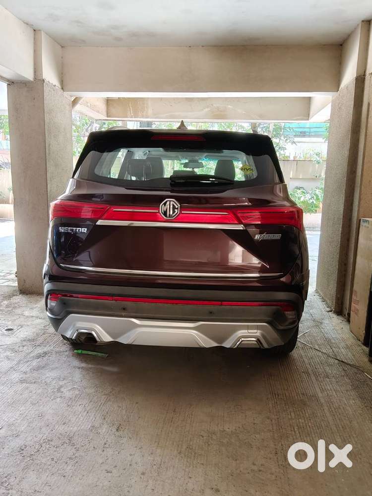 Well Maintained 34k Mg Hector Petrol Hybrid