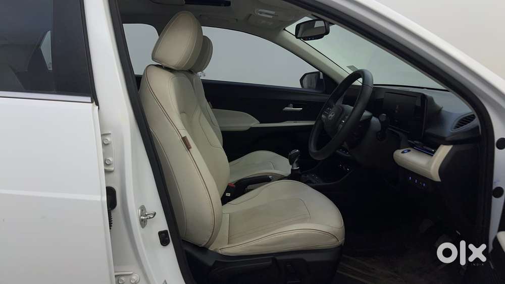 Hyundai Verna 1.5 Sx (o) Petrol Mt, 2024, Petrol