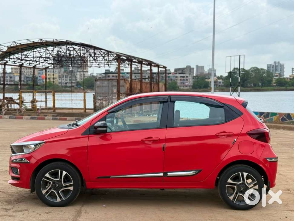 Tata Tiago 1.2 Revotron Xza Plus Amt, 2022, Petrol