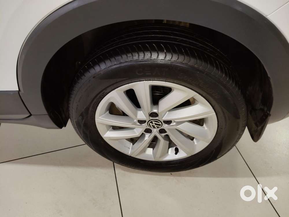 Volkswagen Taigun 1.0 Tsi Highline At, 2024, Petrol