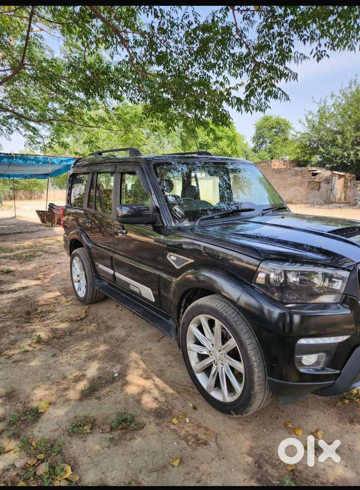 Mahindra Scorpio Classic 2.2 S 11 Mt 7 Str, 2023, Diesel