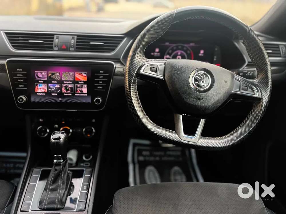 Skoda Superb, 2021, Petrol